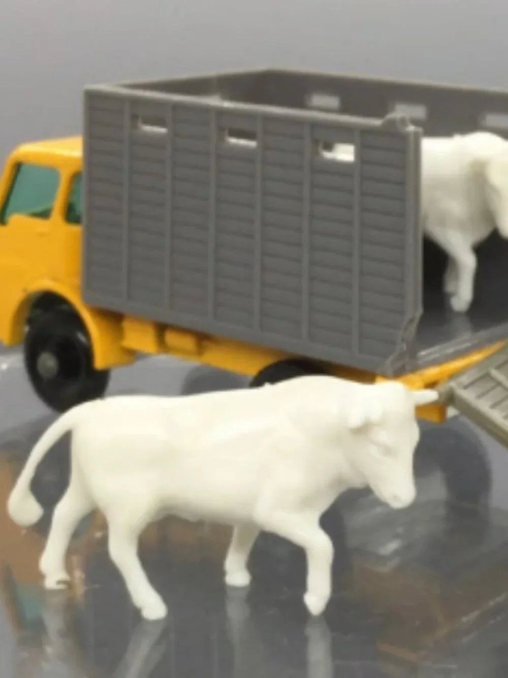 #37C Dodge Cattle Truck